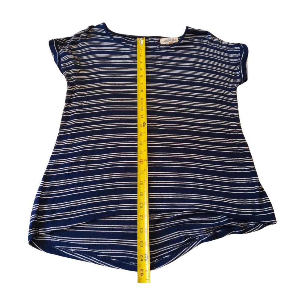 Hippie Rose Short Sleeve Blue & White Top w/ Zipper Back | Size M - Picture 12 of 13